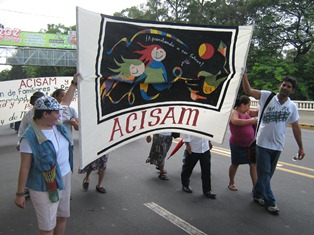 Marching for affordable medicines in El Salvador